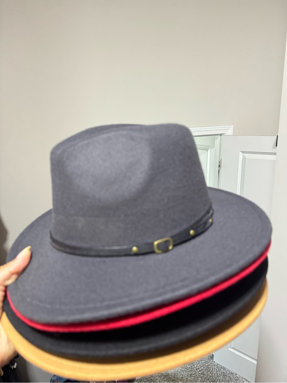 Women's Gray Felt Fedora Hat with Black Band